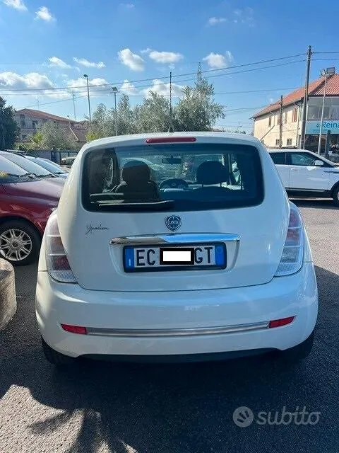 Lancia Ypsilon 2011 photo 5
