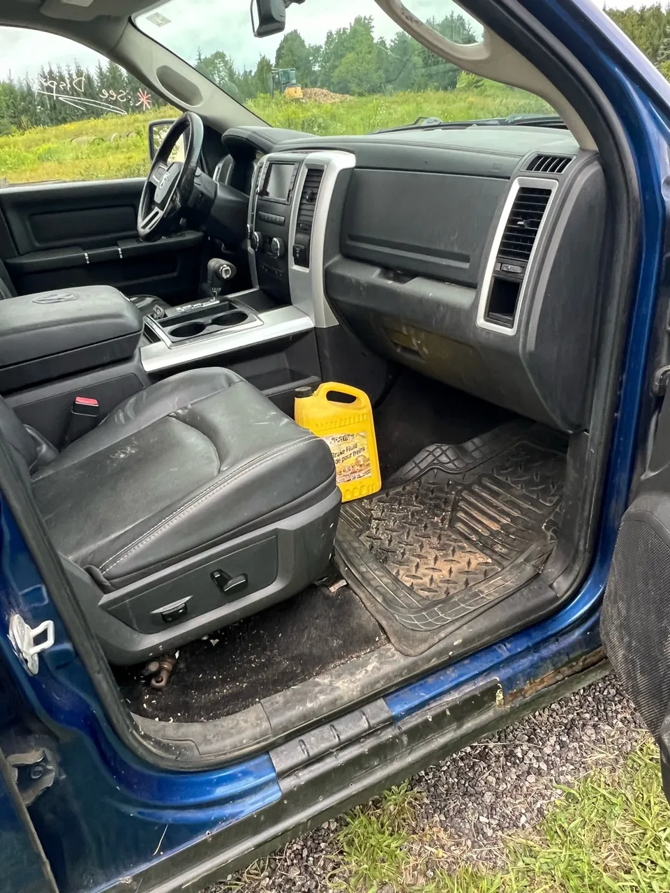 Dodge Ram 1500 2012 photo 2