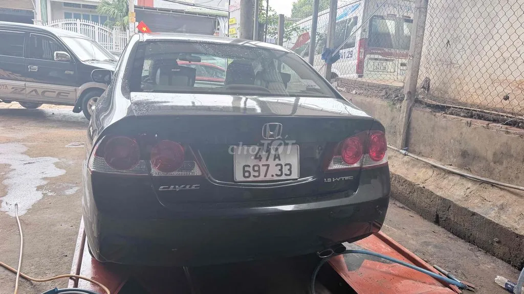 Honda Civic 2007 photo 3