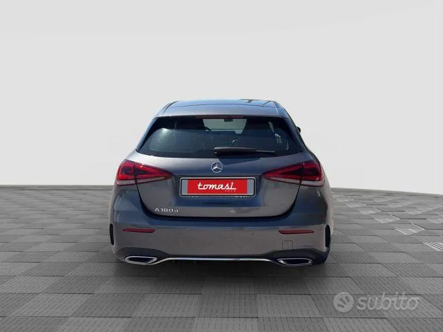 Mercedes-Benz A180 2022 photo 4