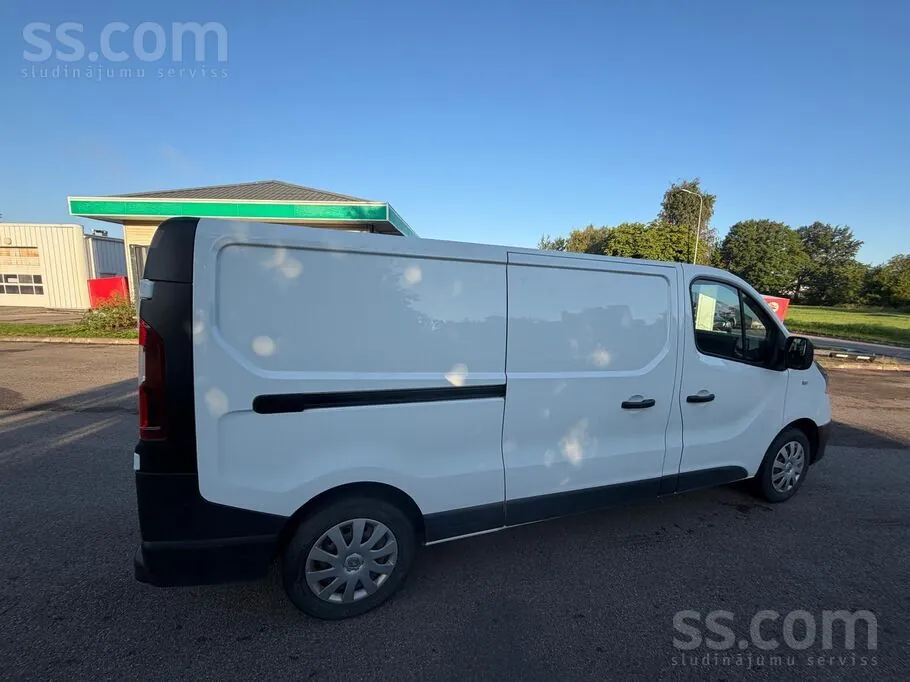 Renault Trafic 2021 photo 5