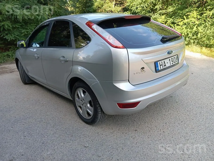 Ford Focus 2008 photo 2