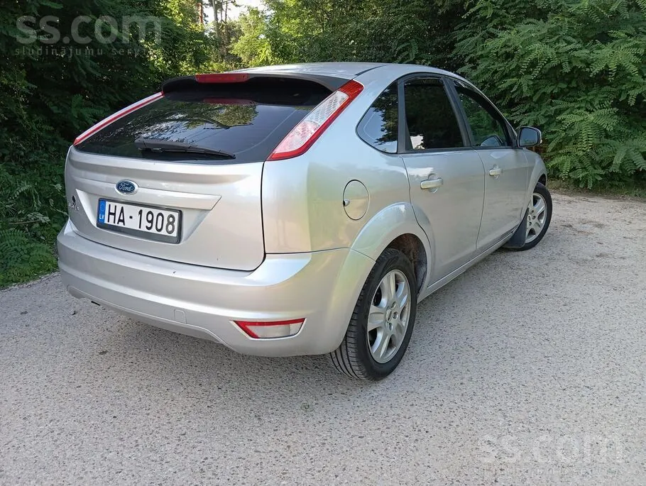 Ford Focus 2008 photo 3