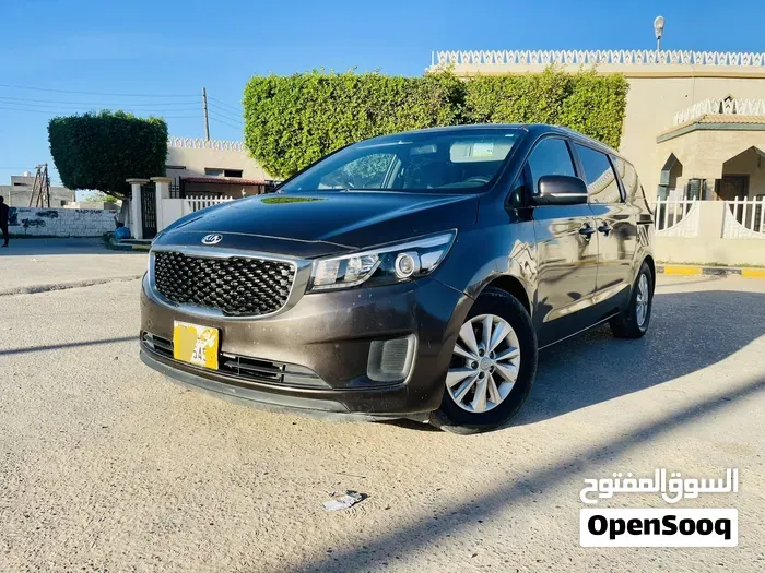 Kia Sedona 2016 photo 4