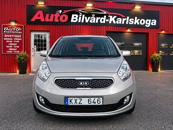 Kia Venga 2011 photo 2