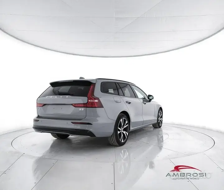 Volvo V60 2026 photo 3