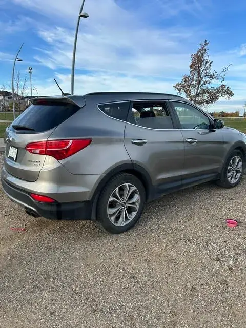 Hyundai Santa Fe 2015 photo 2