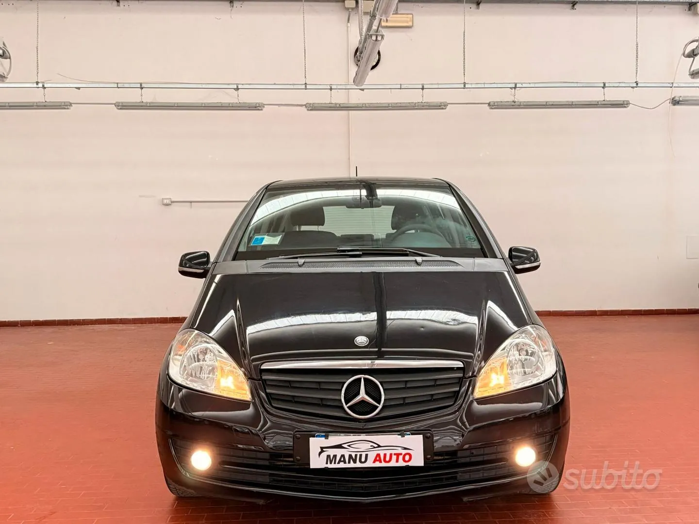Mercedes-Benz A160 2010 photo 2