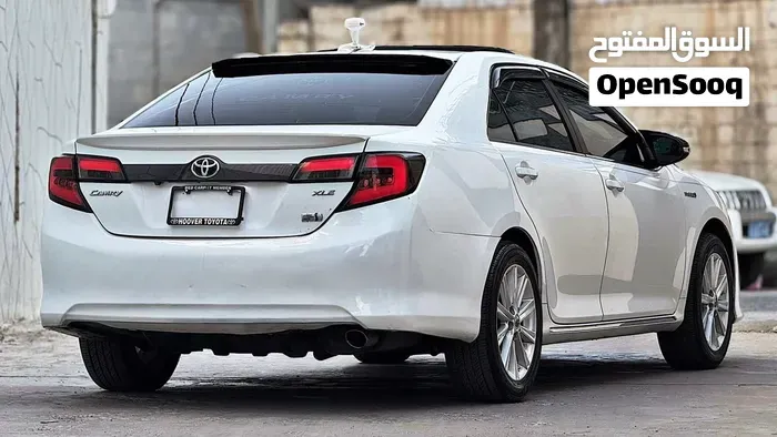 Toyota Camry 2014 photo 2