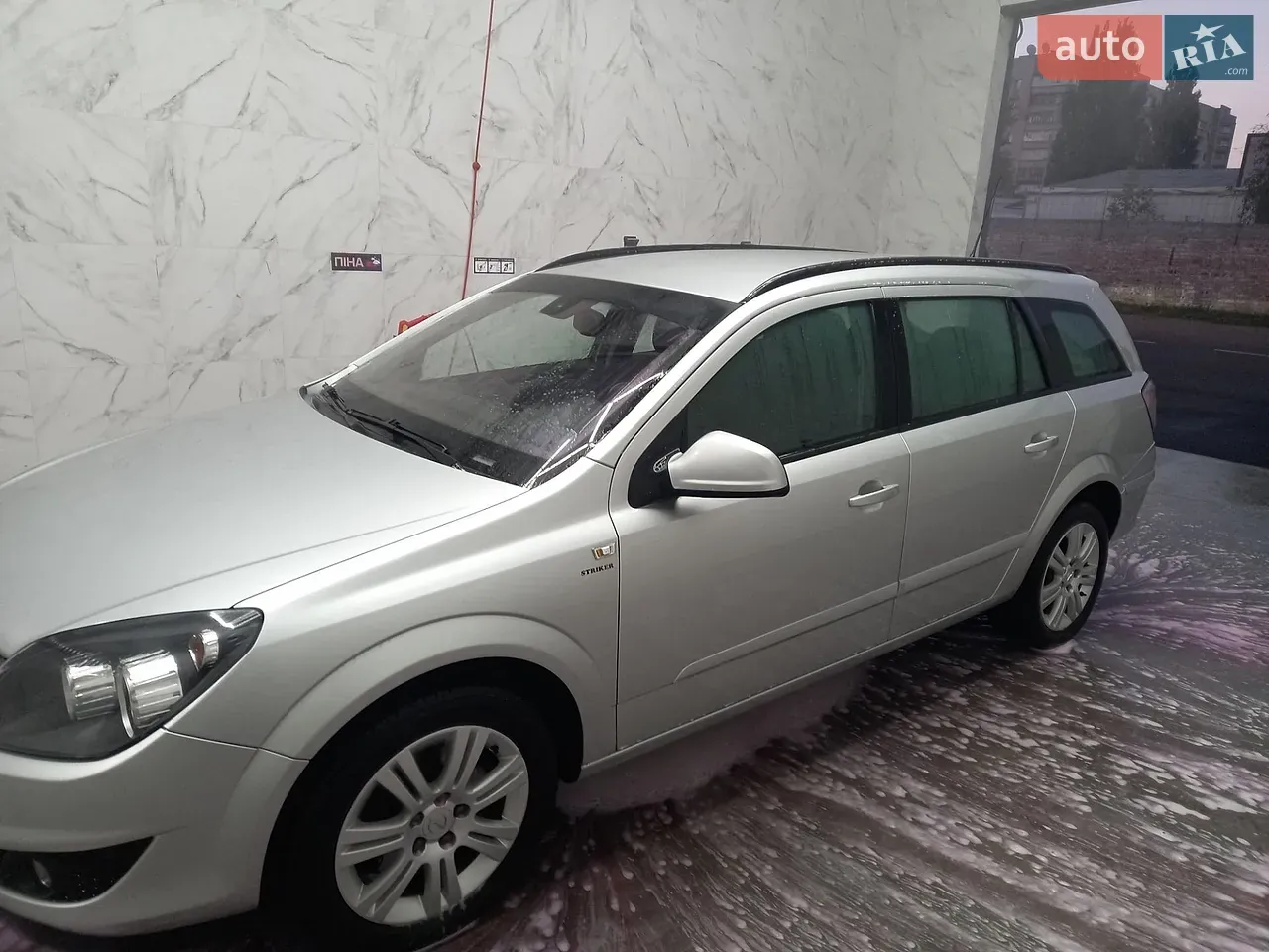 Opel Astra 2009 photo 3