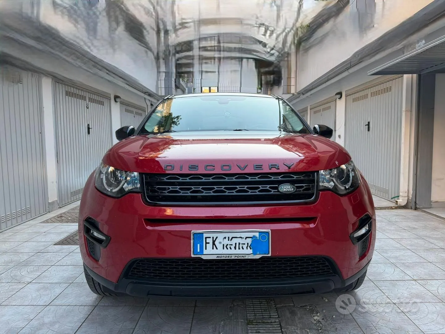 Land Rover Discovery 2017 photo 4
