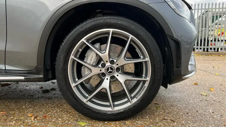 Mercedes-Benz Glc 2019 photo 5