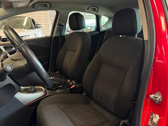 Opel Astra 2011 photo 5
