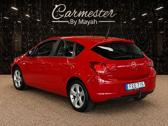 Opel Astra 2011 photo 3