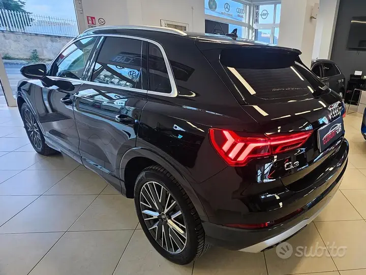 Audi Q3 2022 photo 4