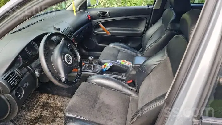 Volkswagen Passat 2002 photo 4