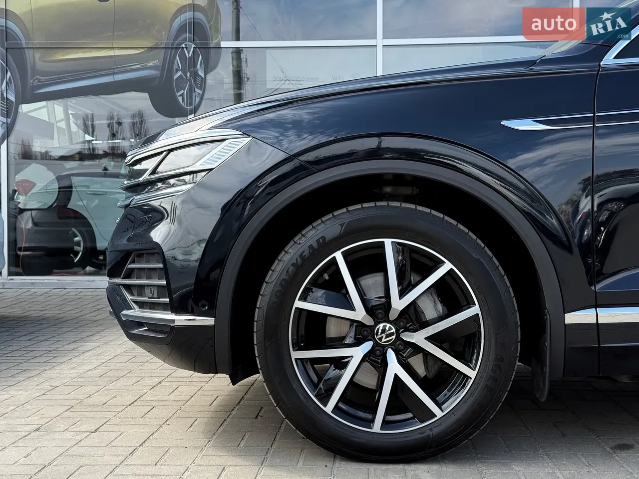 Volkswagen Touareg 2022 photo 3