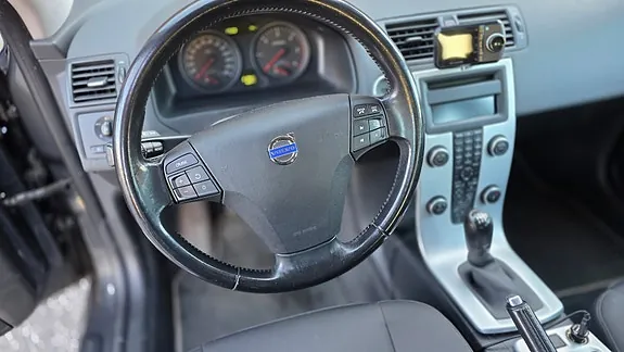 Volvo V50 2010 photo 5