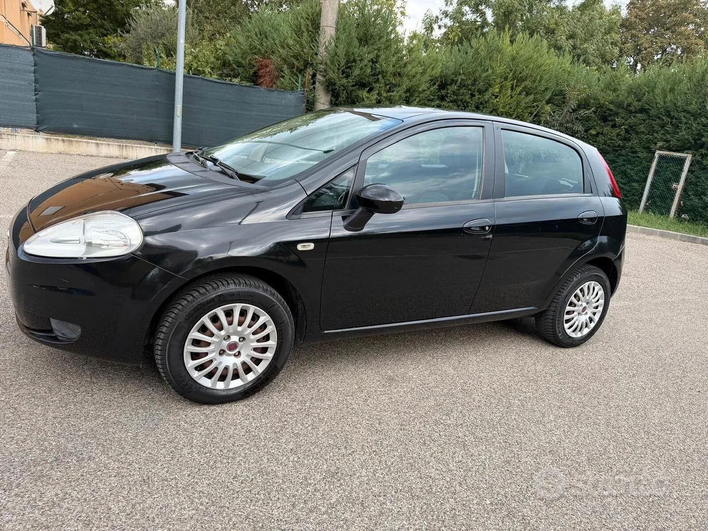 Fiat Grande Punto 2009 photo 4