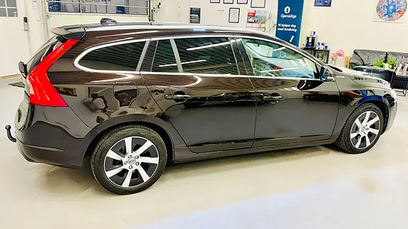 Volvo V60 2015 photo 4