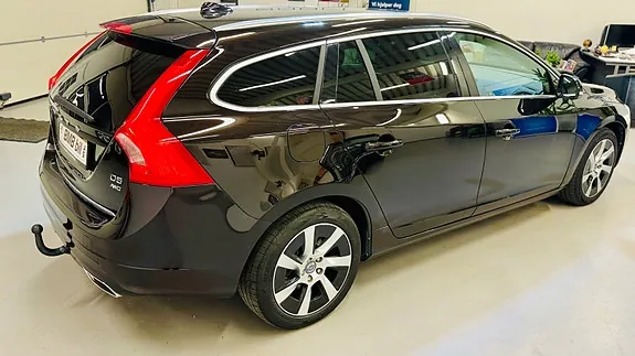 Volvo V60 2015 photo 5