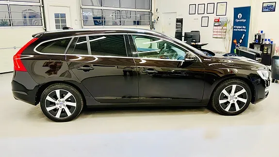 Volvo V60 2015 photo 3
