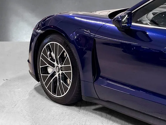 Porsche Taycan 2020 photo 4