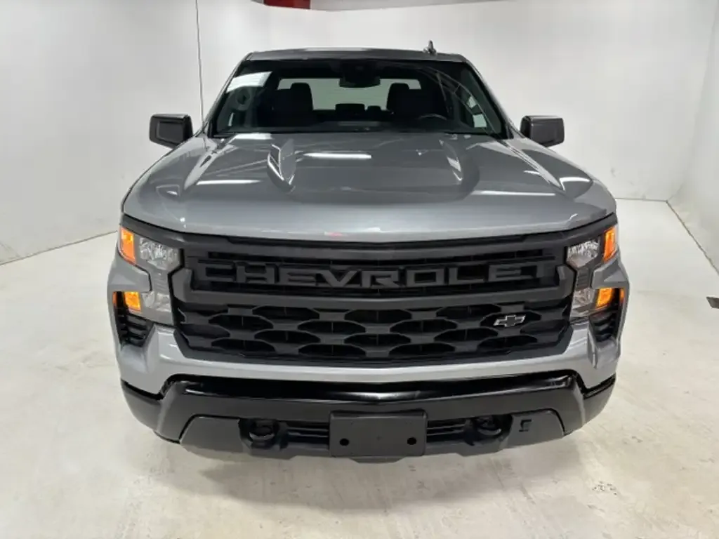 Chevrolet Silverado 1500 2026 photo 3