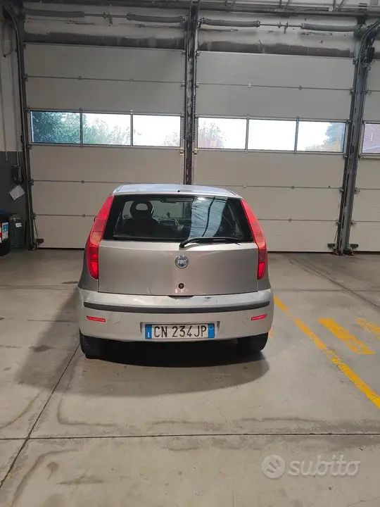 Fiat Punto 2004 photo 4