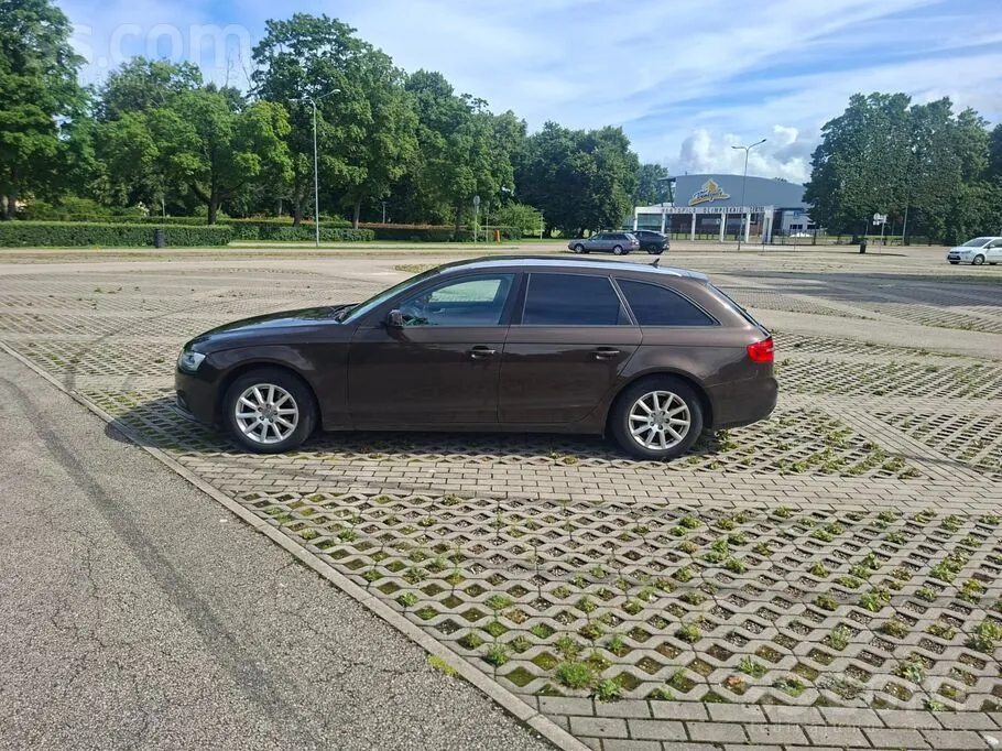 Audi A4 2014 photo 4