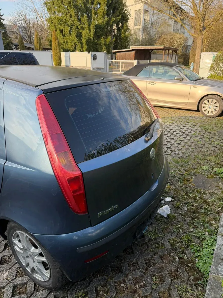 Fiat Punto 2003 photo 2