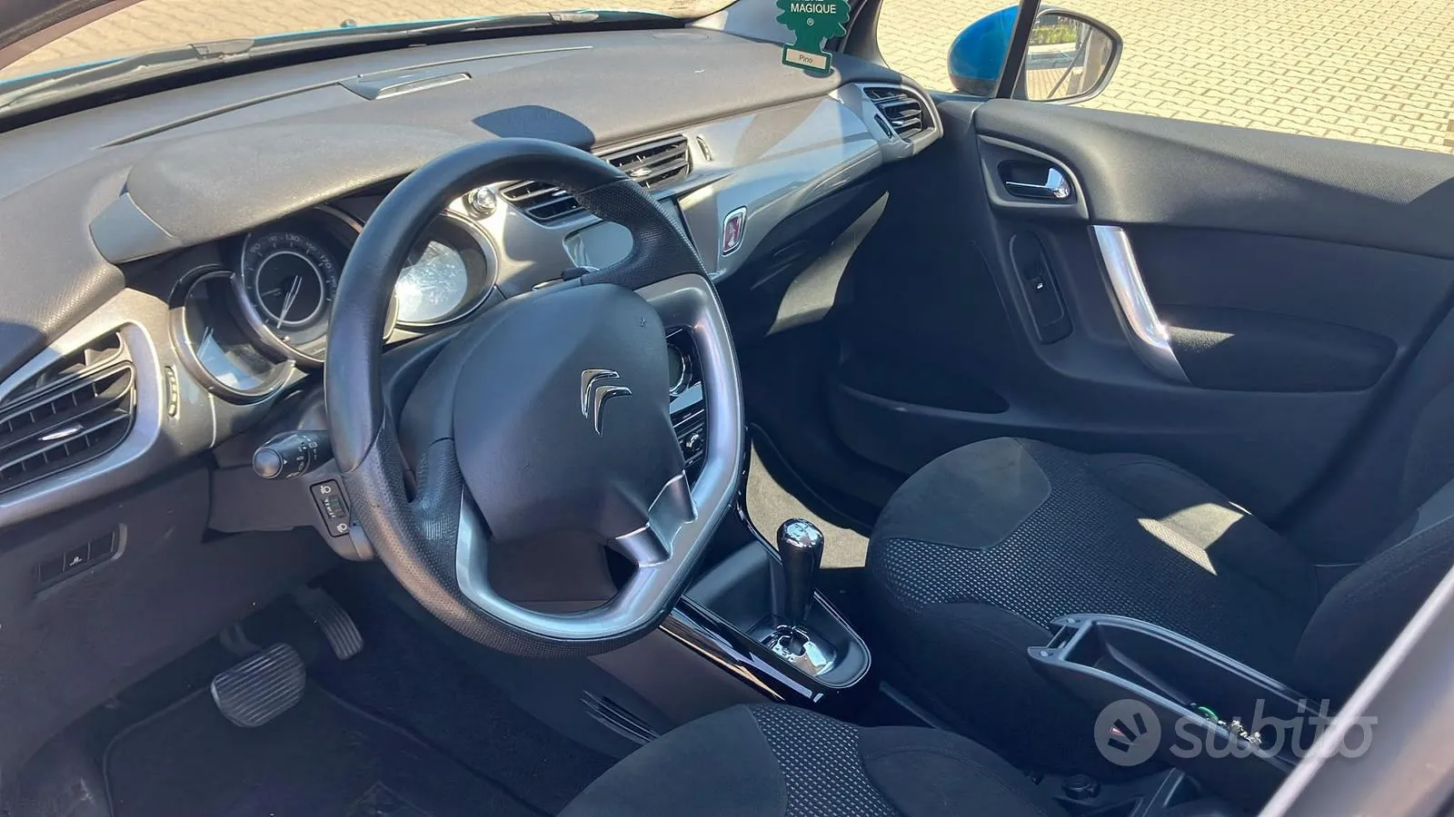 Citroen C3 2012 photo 4