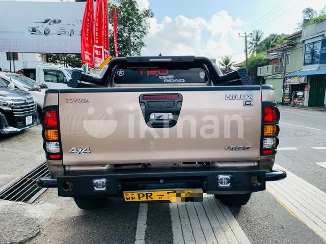 Toyota Hilux 2010 photo 5