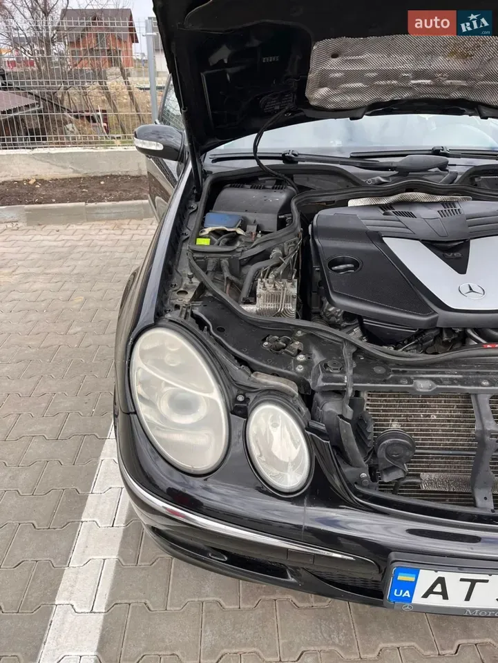 Mercedes-Benz E-Class 2006 photo 4