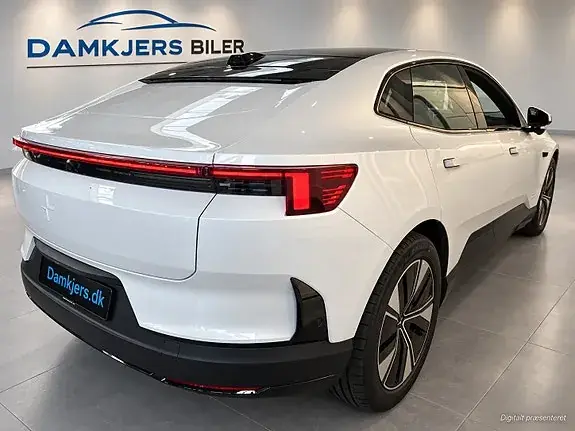 Polestar 4 2026 photo 3