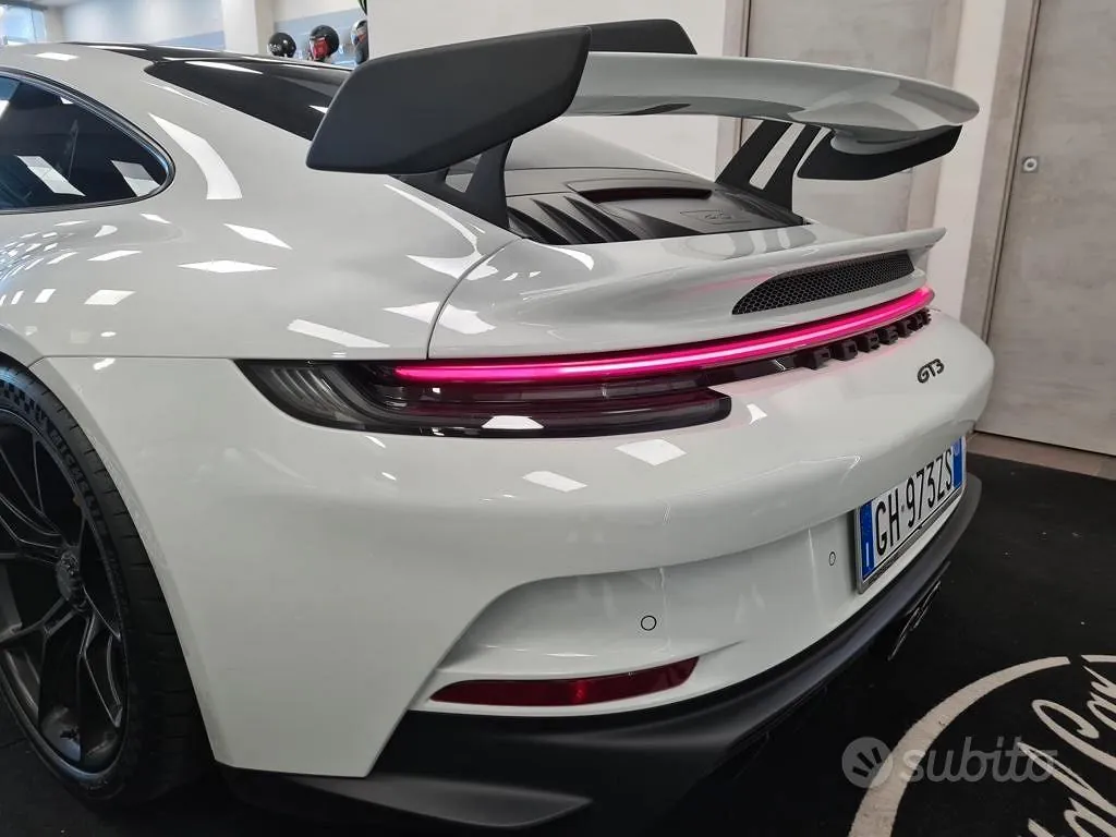 Porsche 911 Gt3 2022 photo 3
