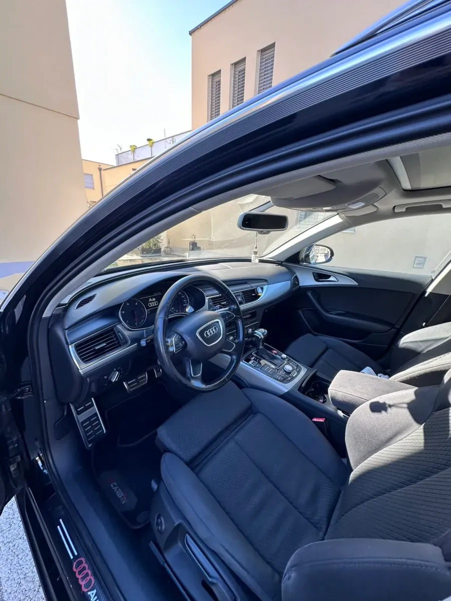 Audi A6 2012 photo 2