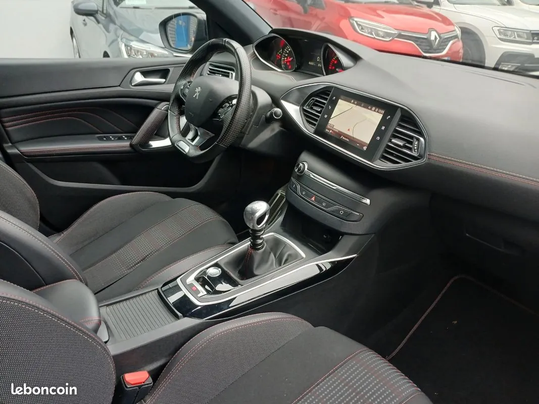 Peugeot 308 2019 photo 5