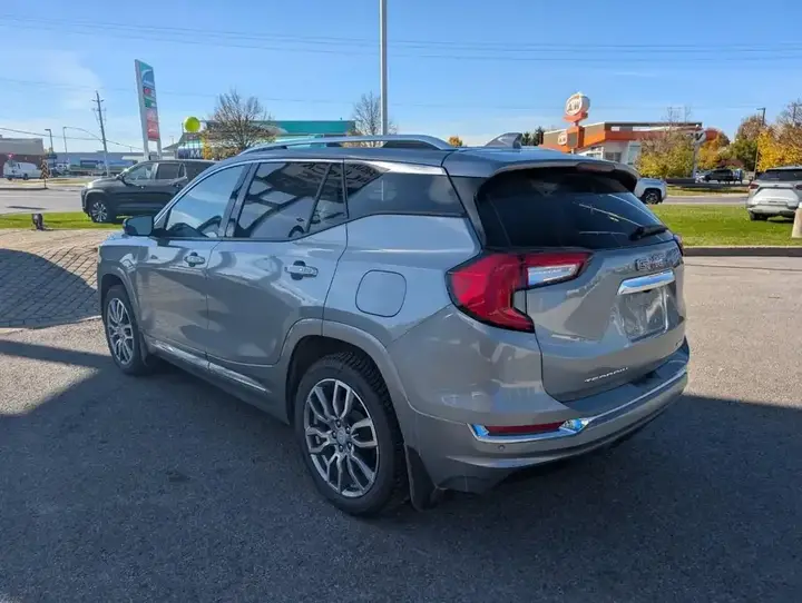 GMC Terrain 2023 photo 5