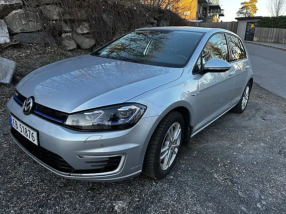 Volkswagen E-Golf 2020 photo 2