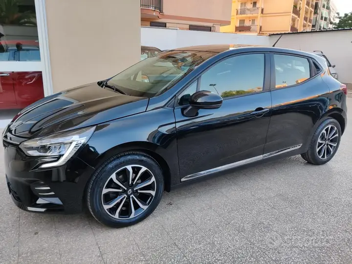 Renault Clio 2020 photo 3