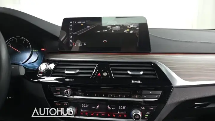 BMW 5 Series 2017 photo 4