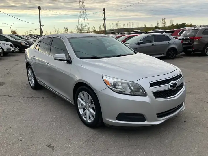 Chevrolet Malibu 2013 photo 3