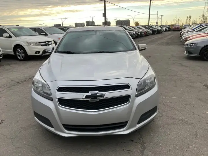 Chevrolet Malibu 2013 photo 2