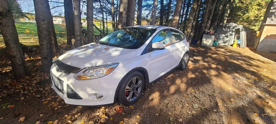 Ford Focus 2014 photo 2
