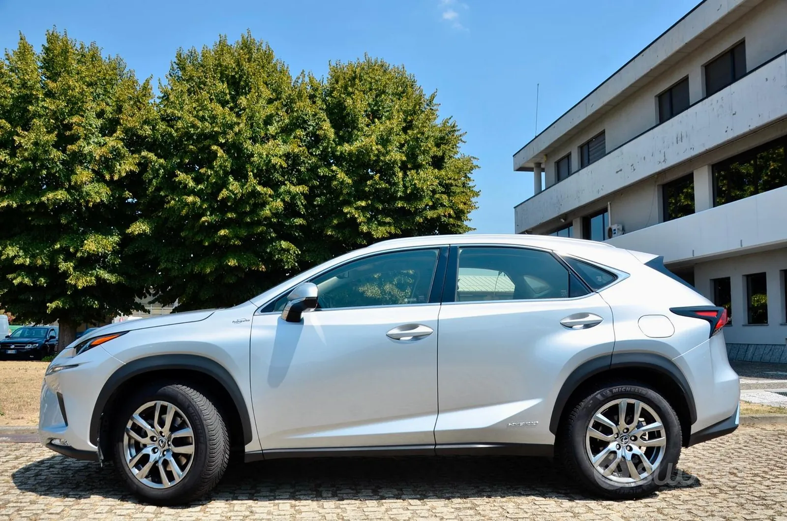 Lexus Nx 2019 photo 3