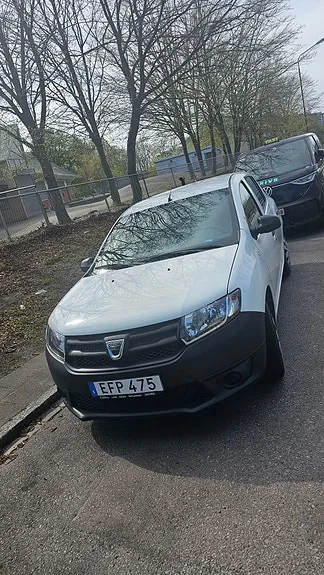 Dacia Sandero 2015 photo 2