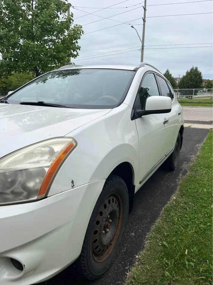 Nissan Rogue 2011 photo 3