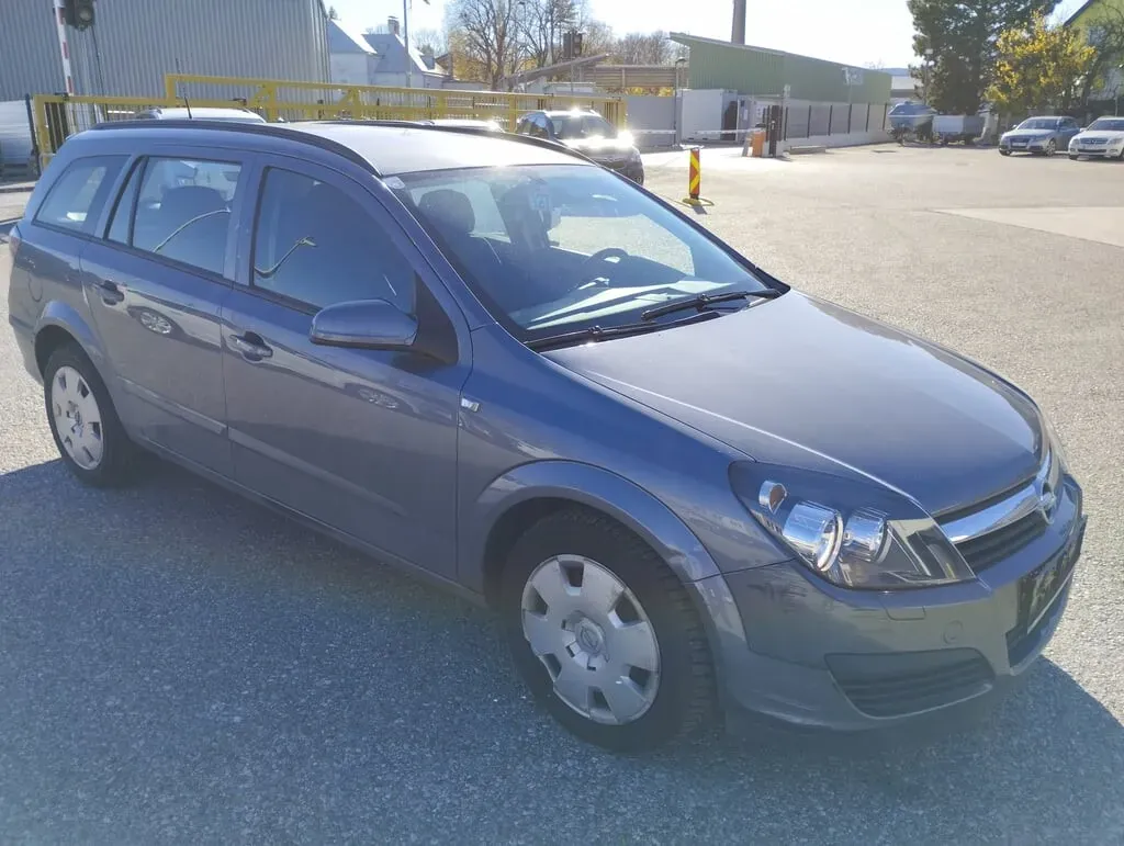 Opel Astra 2007 photo 2