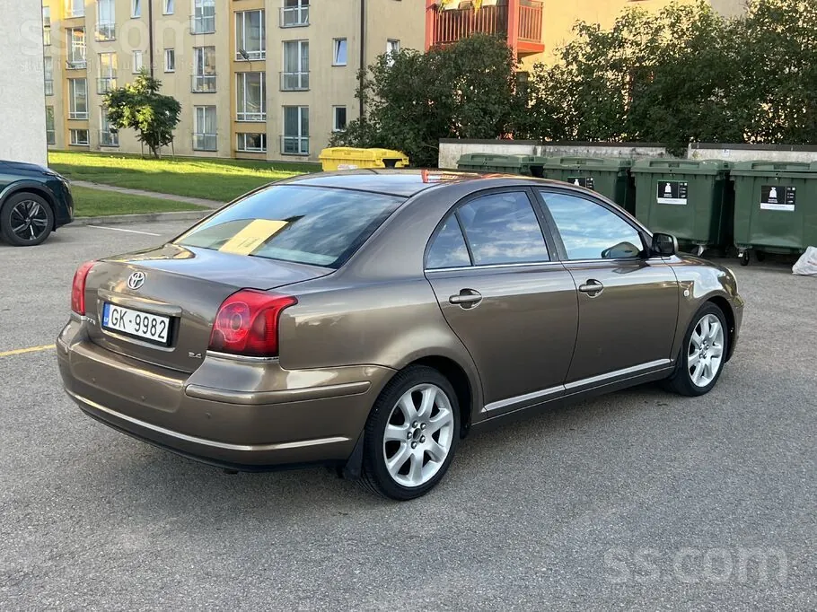 Toyota Avensis 2005 photo 5
